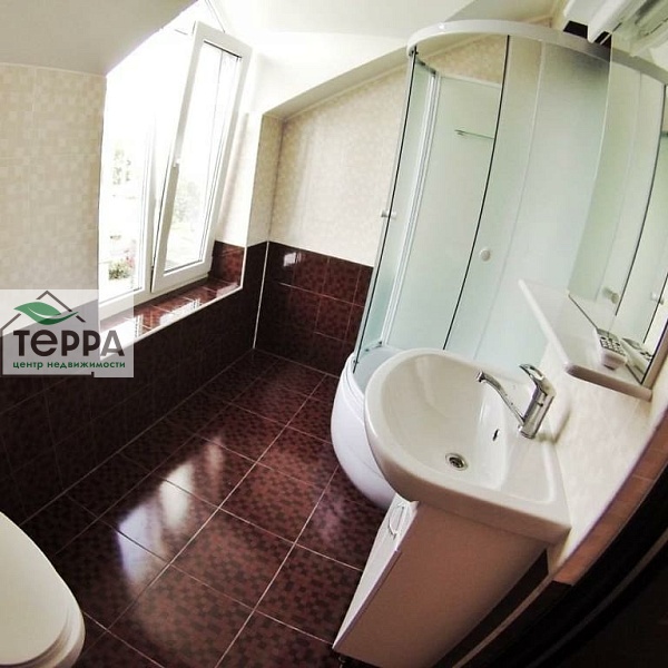 Дом, 220 кв.м., Евпатория, Революции ул., 7к1