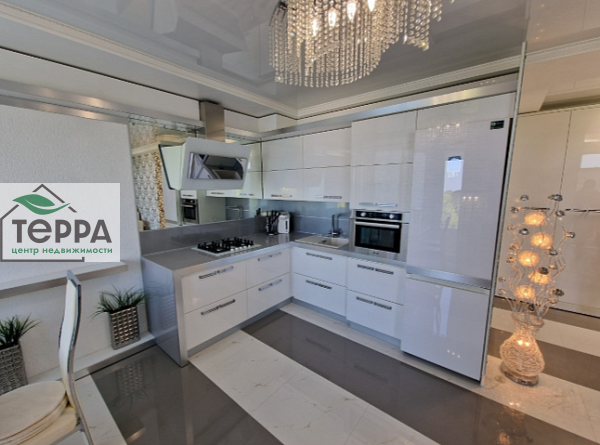 2-к квартира, 80 кв.м.