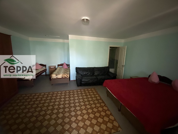 Дом, 800 кв.м.