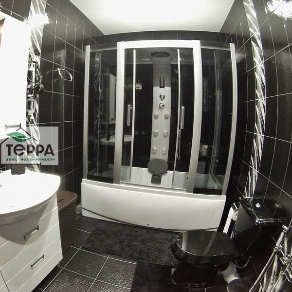 Дом, 220 кв.м., Евпатория, Революции ул., 7к1