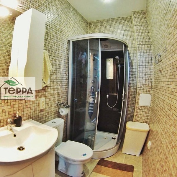 Дом, 220 кв.м., Евпатория, Революции ул., 7к1