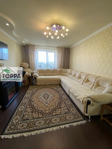 3-к квартира, 96 кв.м., Евпатория, им.9-го Мая ул., 126