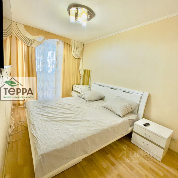 Объявление V1890