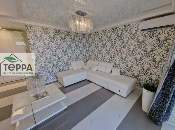 2-к квартира, 80 кв.м.