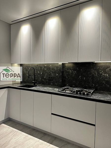 Объявление V1744