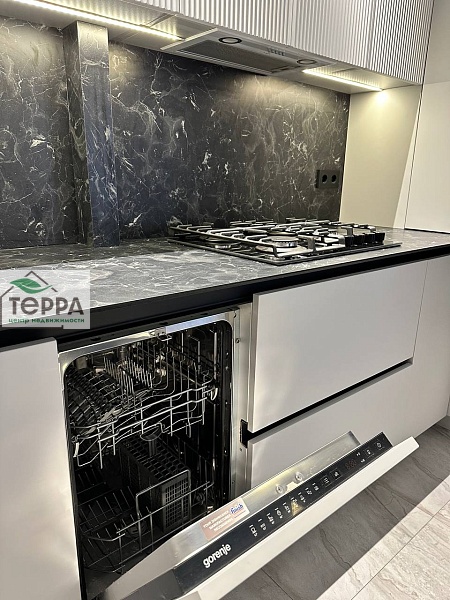 Объявление V1744