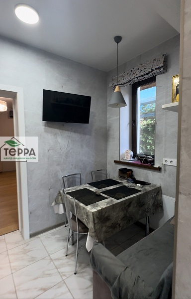 Объявление V1832