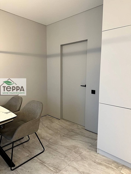 Объявление V1744