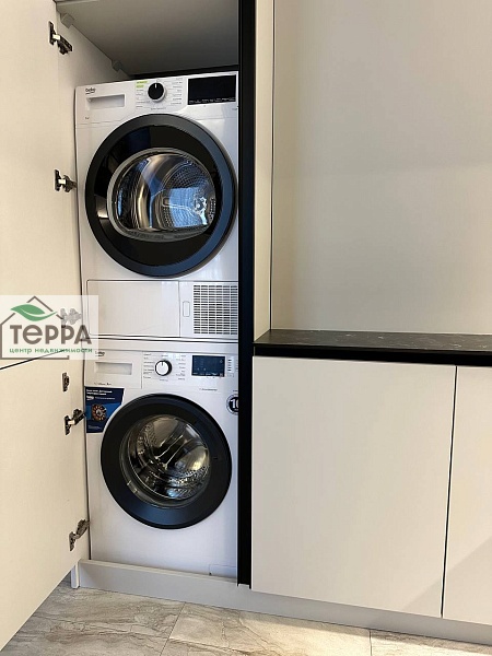 Объявление V1744