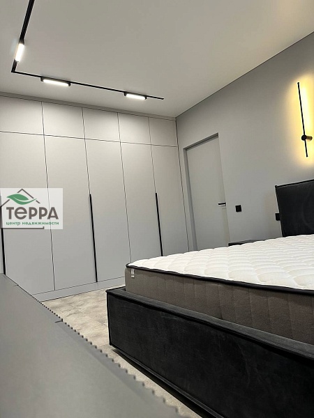 Объявление V1744