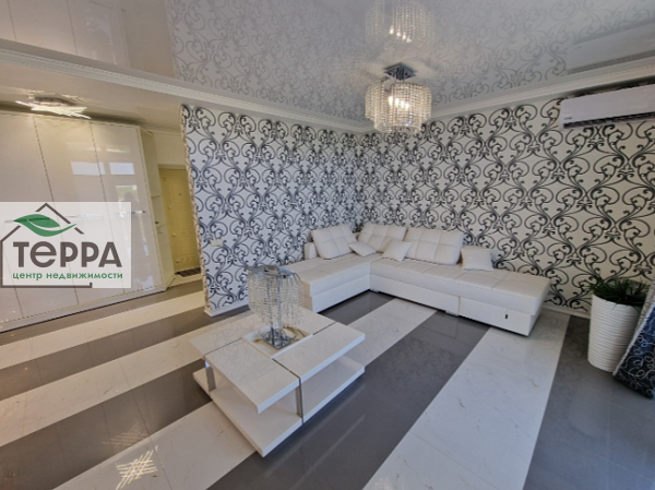 2-к квартира, 80 кв.м.